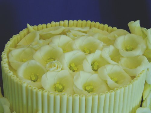 Chocolate Lisianthus Wedding Cake