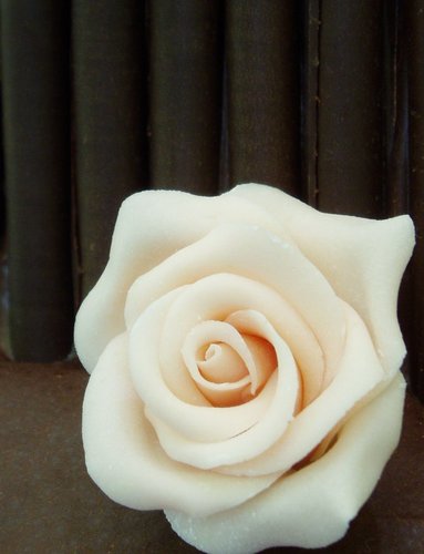 Chocolate Curls and Roses Wedding Cake