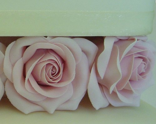 Pink Roses Wedding Cake